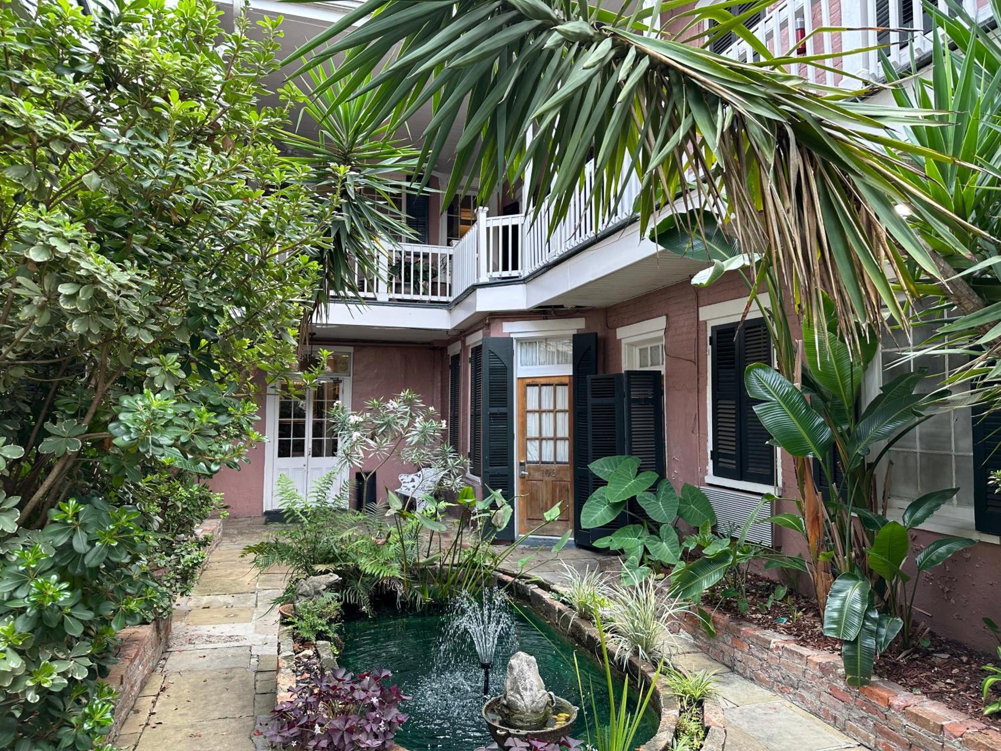 Lamothe House Hotel A French Quarter Guest Houses Property New Orleans Exterior photo